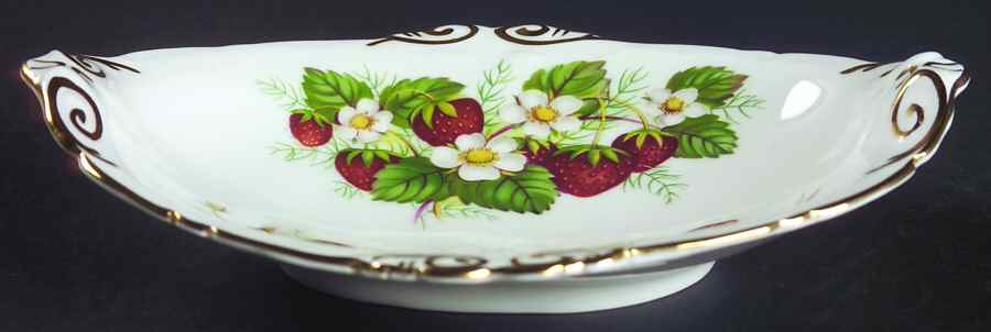 Strawberry Ripe (Small Scallops On Edge) Bon Bon by Hammersley-1