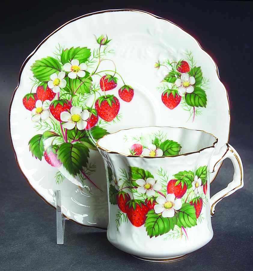 Strawberry Ripe (Small Scallops On Edge) Flat Cup & Saucer Set by Hammersley-1