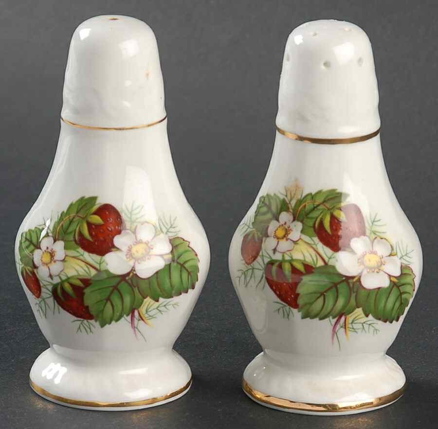 Strawberry Ripe (Small Scallops On Edge) Salt & Pepper Set by Hammersley-1