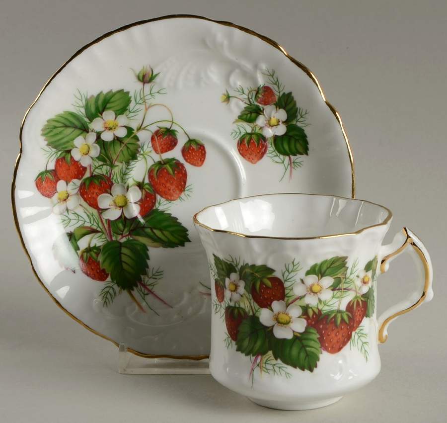 Strawberry Ripe (Small Scallops On Edge) Flat Cup & Saucer Set by Hammersley-1