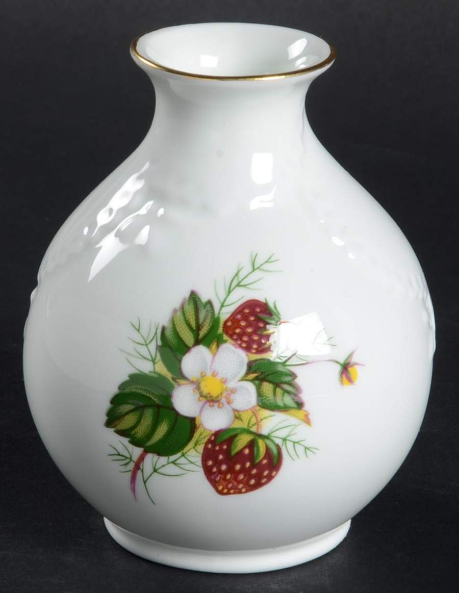 Strawberry Ripe (Small Scallops On Edge) 3" Mini Bud Vase by Hammersley-1