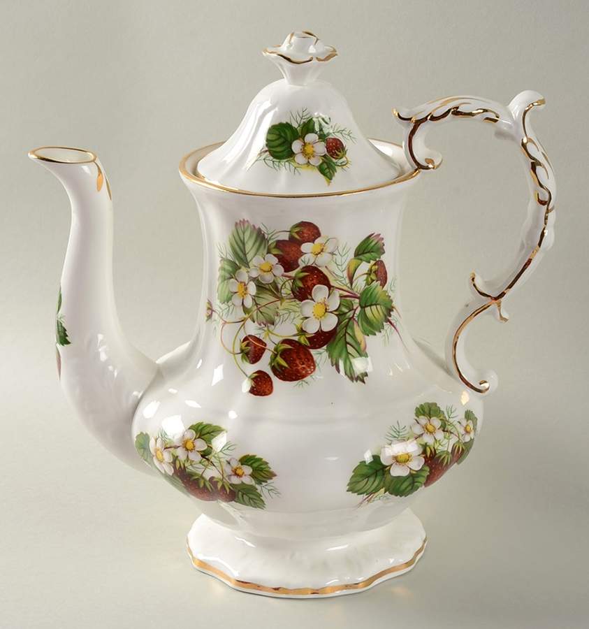 Strawberry Ripe (Small Scallops On Edge) Coffee Pot & Lid by Hammersley-1