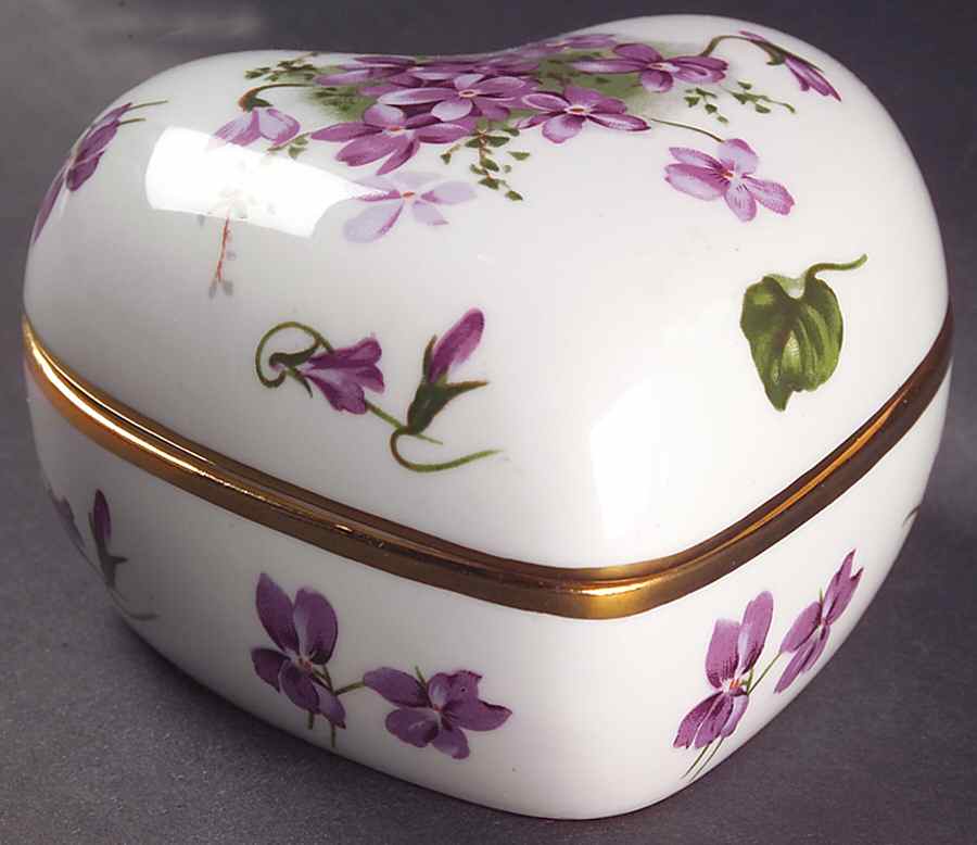 Victorian Violets Heart Shape Box & Lid by Hammersley-1