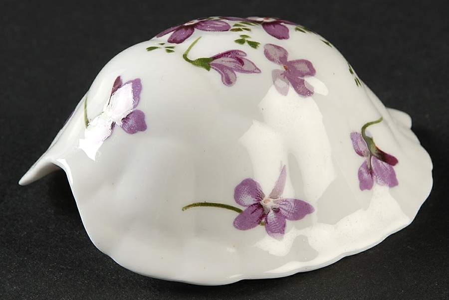 Victorian Violets Turtle Box Lid by Hammersley-1