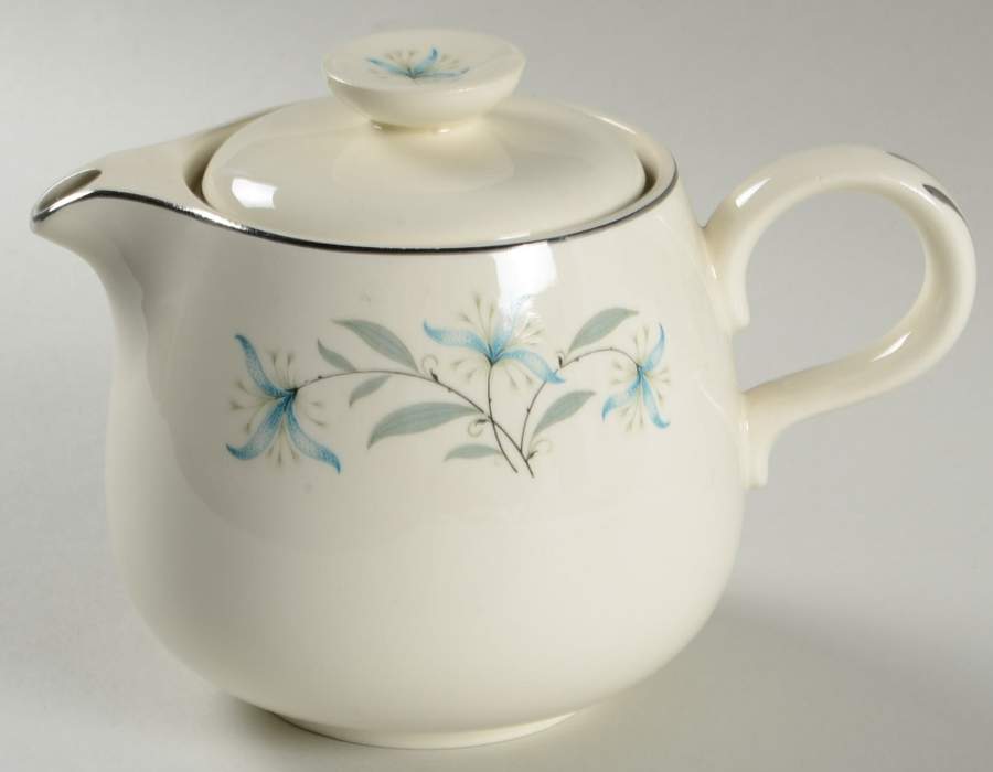 Melody Teapot & Lid by Hanover-1