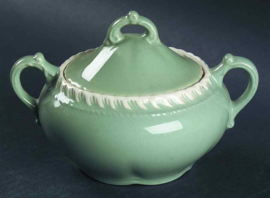 Chesterton Celadon Sugar Bowl & Lid by Harker-1