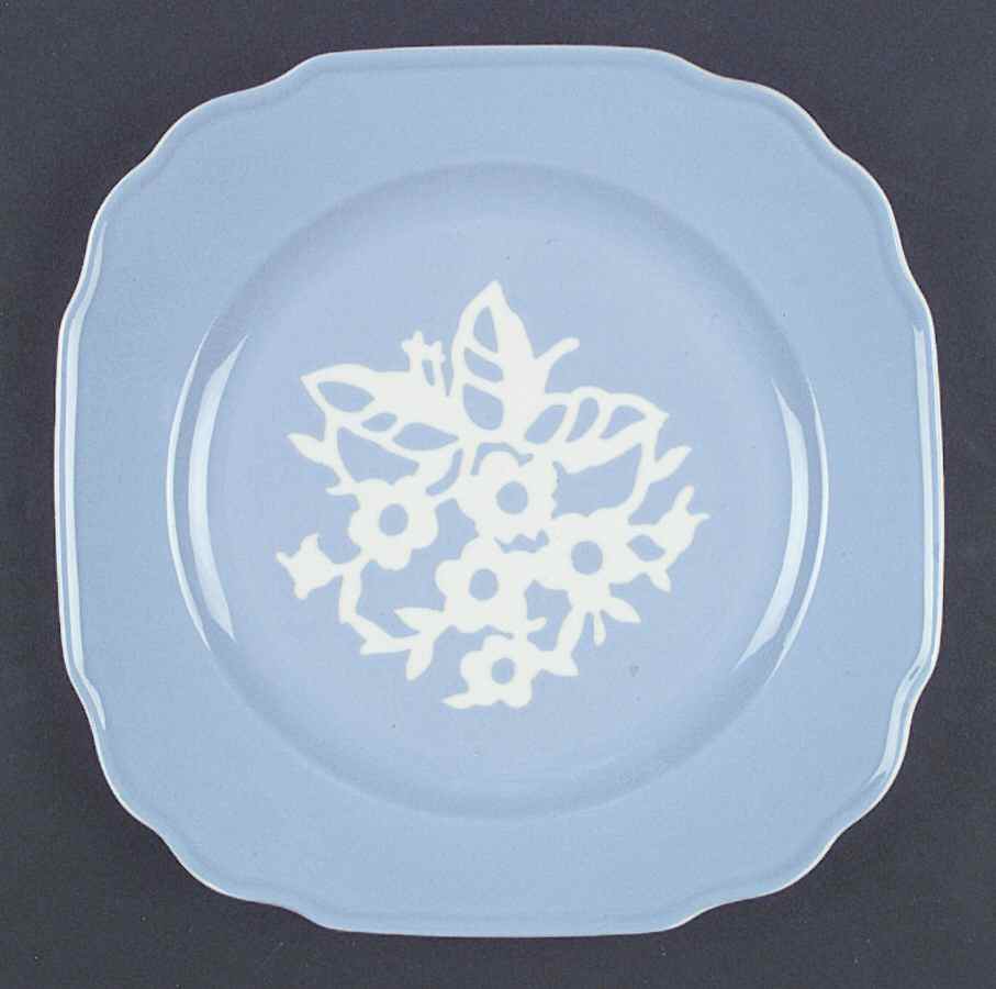 Dainty Flower Blue (Virginia) Dinner Plate by Harker-1