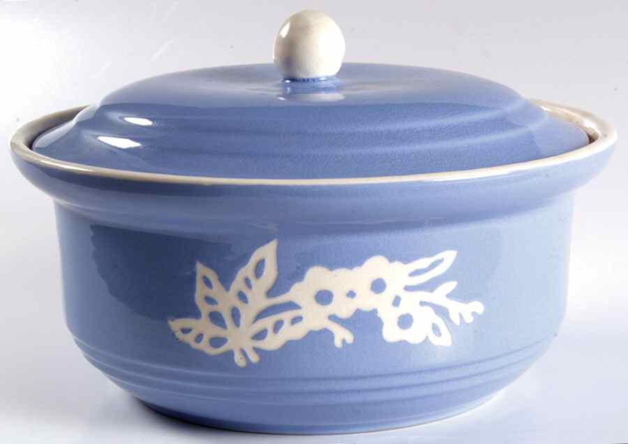 Dainty Flower Blue (Zephyr) 1 Qt Round Covered Casserole by Harker-1