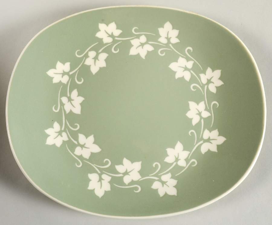 Ivy Wreath 11" Oval Serving Platter by Harker-1