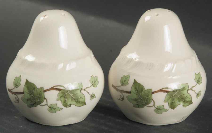 Ivy Salt & Pepper Set by Harker-1
