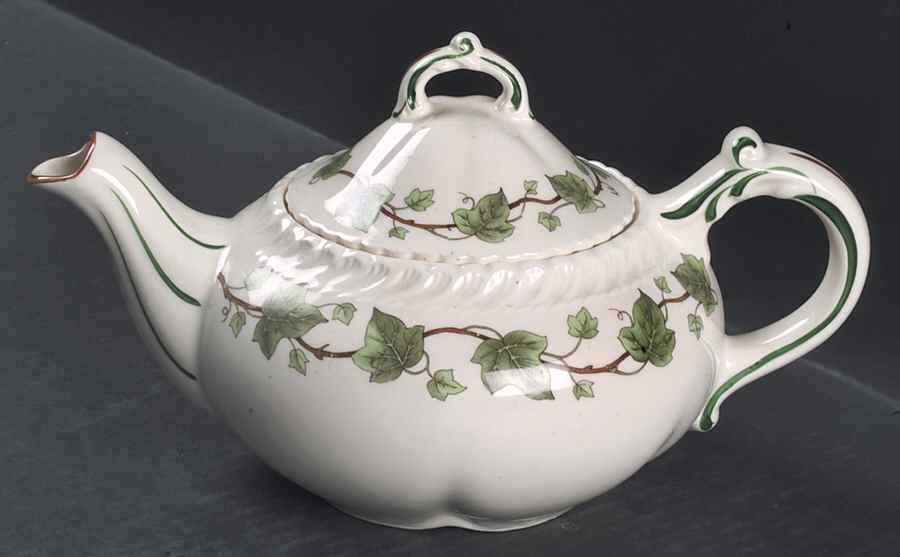 Ivy Teapot & Lid by Harker-1