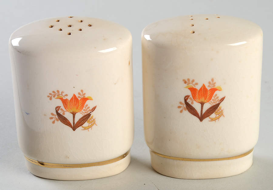 Modern Tulip Salt & Pepper Set by Harker-1
