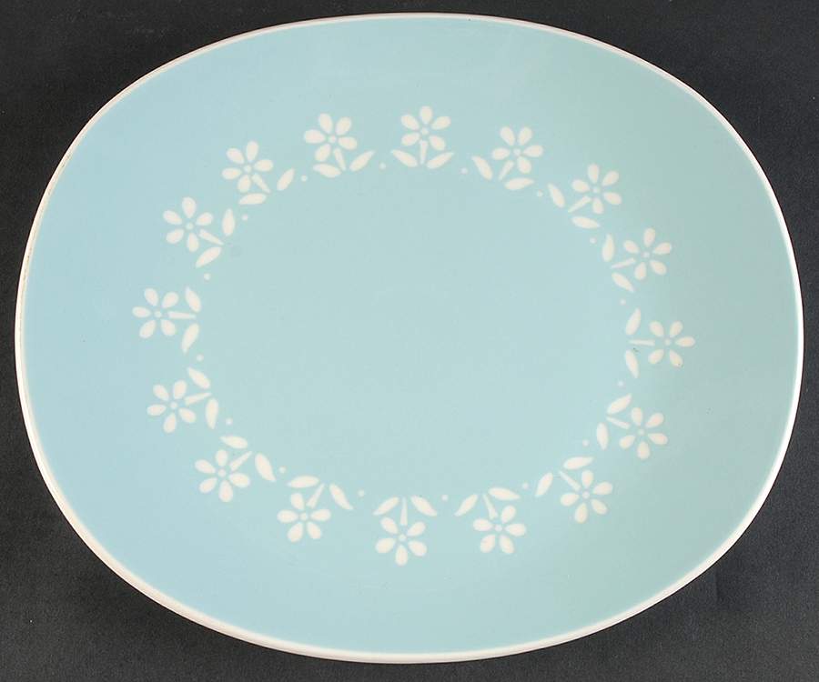 Petit Fleurs (Round, Smooth Edge) 11" Oval Serving Platter by Harker-1