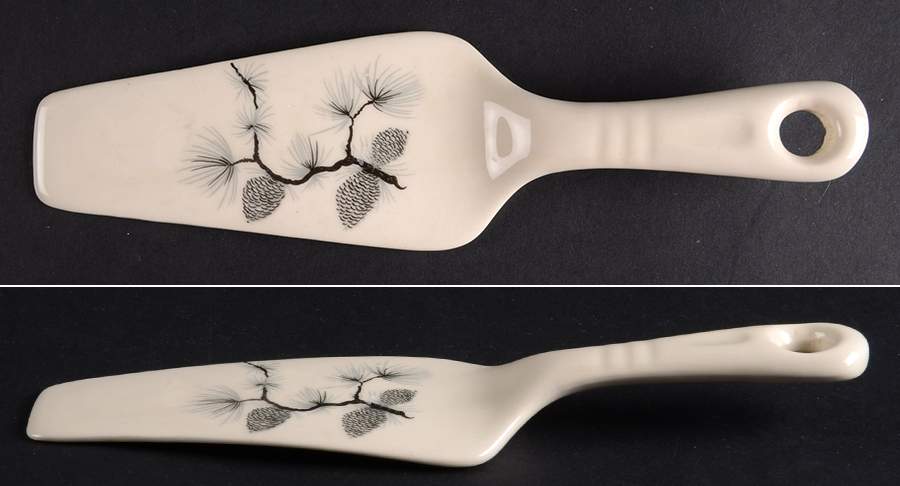 Pine Cone Solid Ceramic Pie/Cake Server by Harker-1