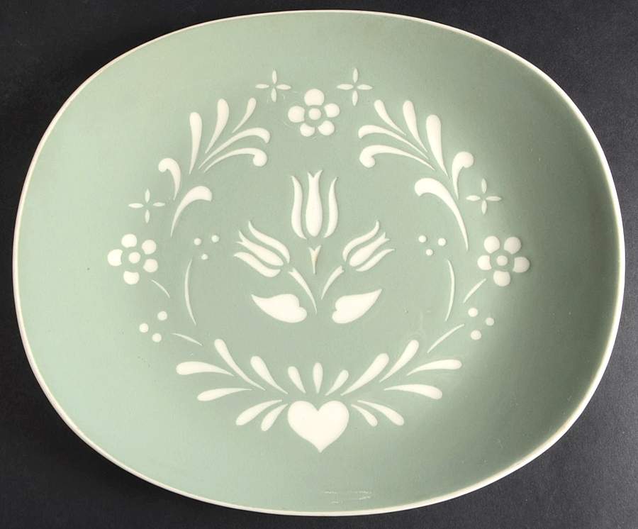 Provincial Tulip Green 11" Oval Serving Platter by Harker-1