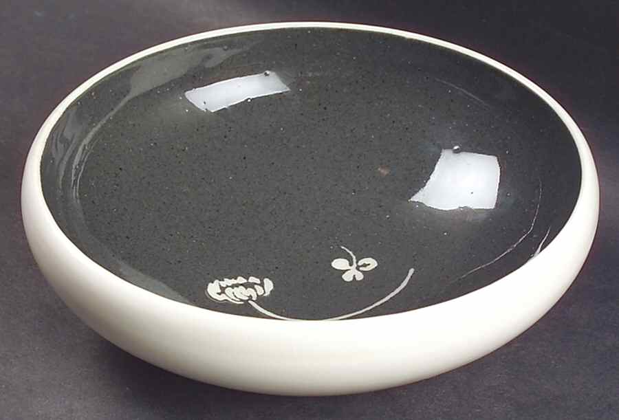 White Clover Charcoal Gray Fruit/Dessert (Sauce) Bowl by Harker-1