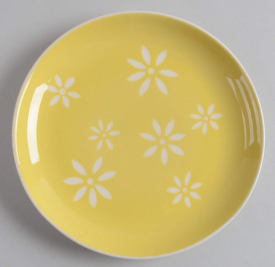 White Daisy Salad Plate by Harker-1