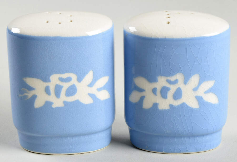 White Rose Blue Salt & Pepper Set by Harker-1