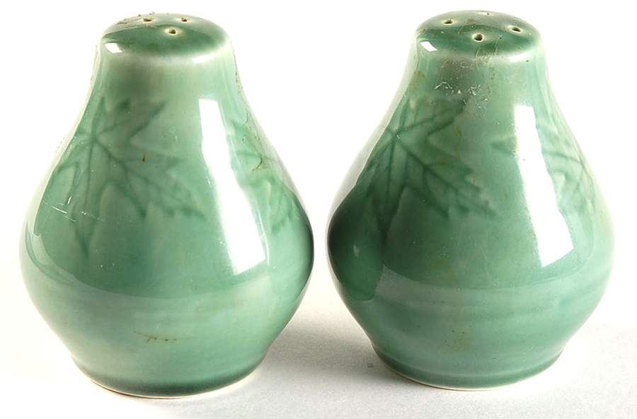 Woodsong Sherwood Green Salt & Pepper Set by Harker-1