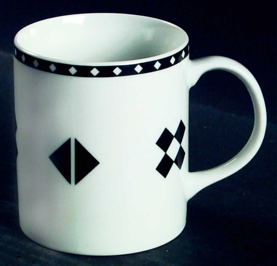 Othello (Japan) Mug by Habitat-1