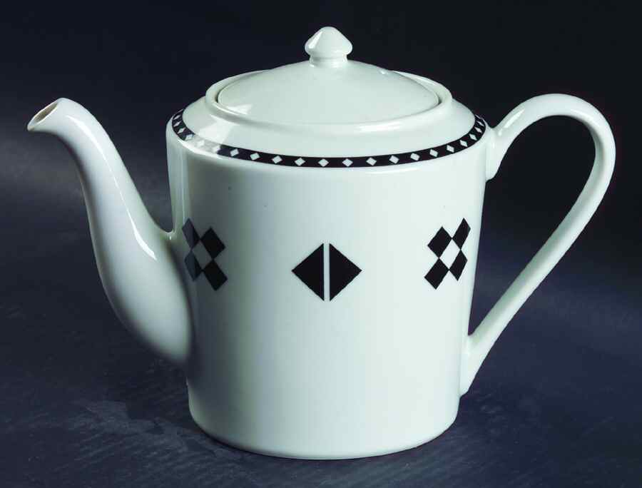 Othello (Japan) Teapot & Lid by Habitat-1