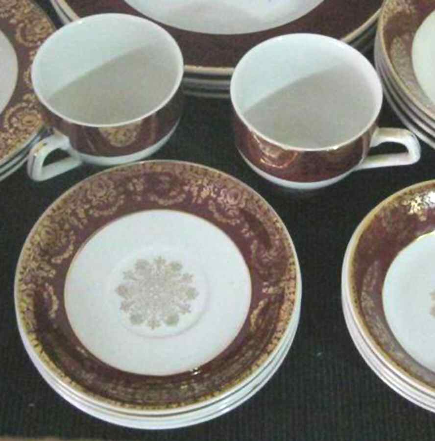 Fontainebleau Footed Cup & Saucer Set by H Aynsley & Co-1