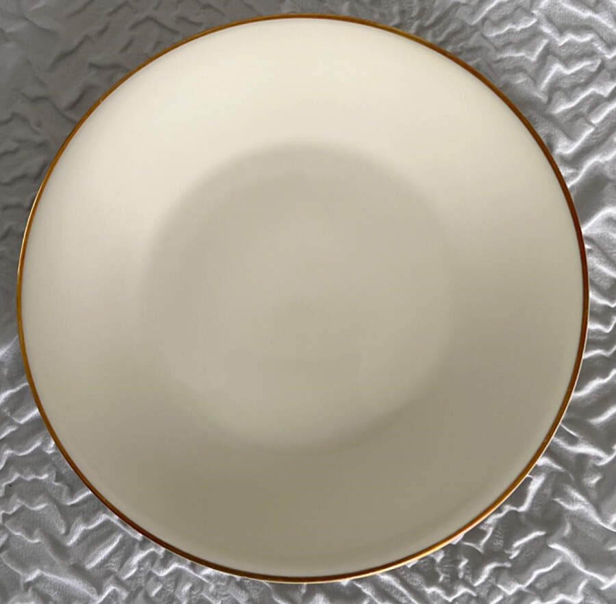 14092 Cream Luncheon Plate by Heinrich - H&C-1