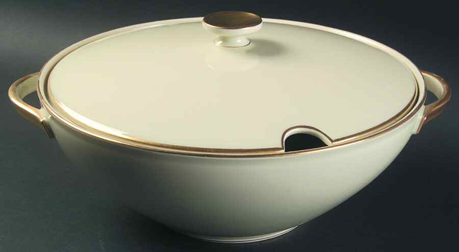 14092 Cream Tureen &  Lid by Heinrich - H&C-1