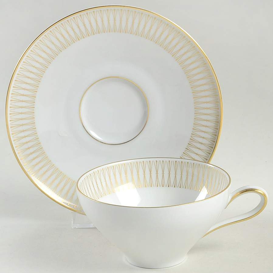 17911 Flat Cup & Saucer Set by Heinrich - H&C-1