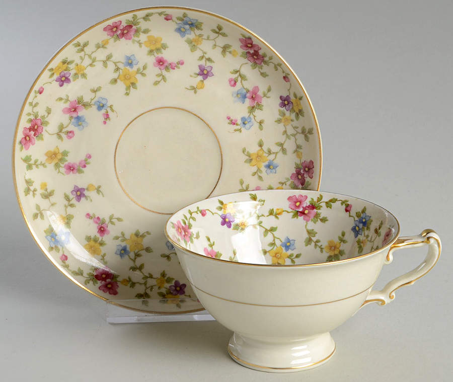 Arcadia (Gold Trim) Footed Cup & Saucer Set by Heinrich - H&C-1