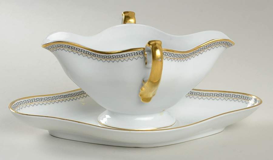 Ardmore (Manchester) Gravy Boat with Attached Underplate by Heinrich - H&C-1