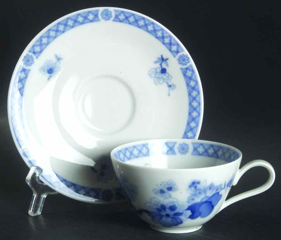 Blue Chinese Garden Flat Cup & Saucer Set by Heinrich - H&C-1