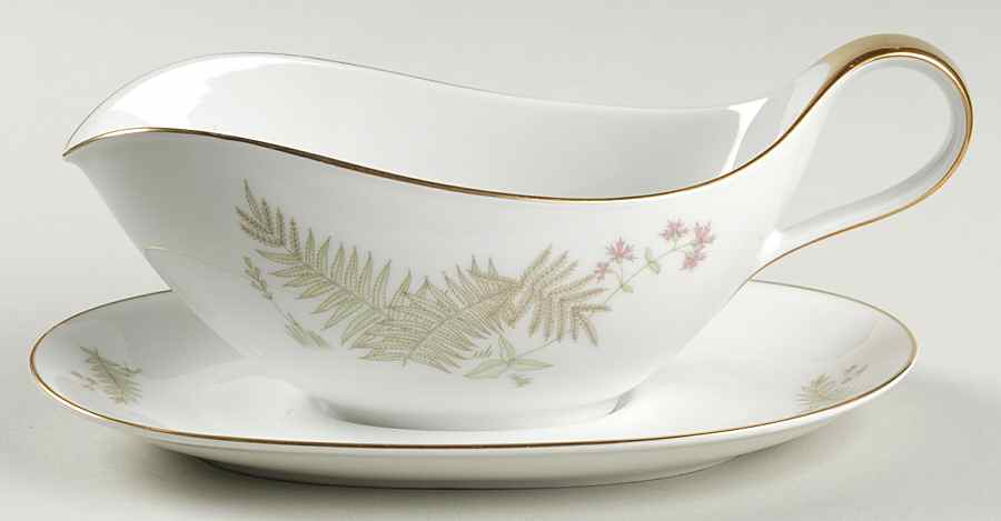Brookside Gravy Boat with Attached Underplate by Heinrich - H&C-1