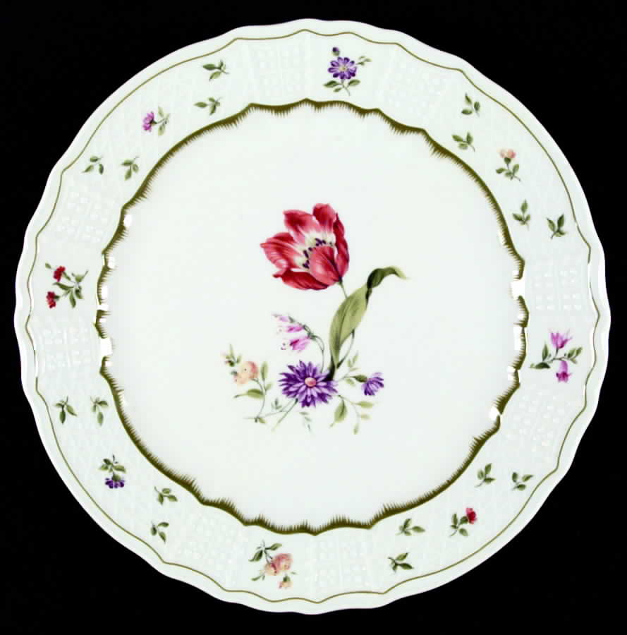Chambord Dinner Plate by Heinrich - H&C-1