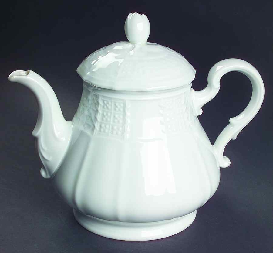 Chateau Weiss Teapot & Lid by Heinrich - H&C-1