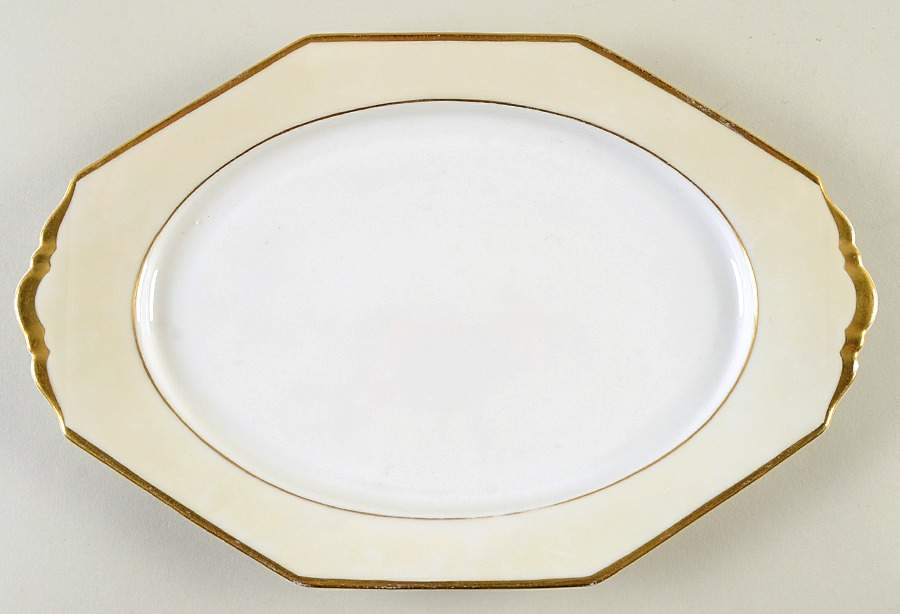 Colonial 11" Oval Serving Platter by Heinrich - H&C-1