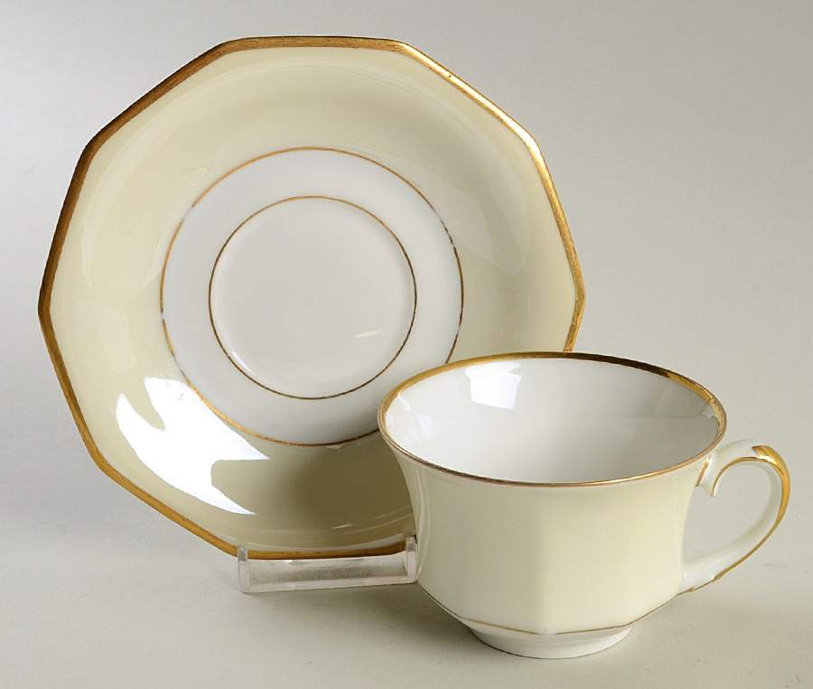 Colonial Flat Cup & Saucer Set by Heinrich - H&C-1