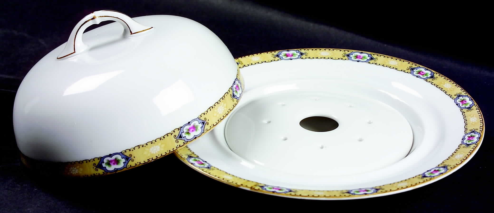 Concord Round Covered Butter by Heinrich - H&C-1