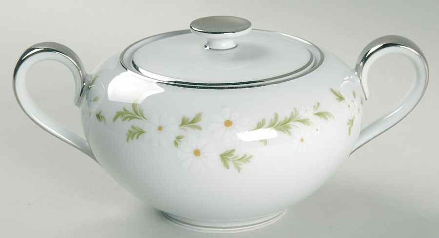 Daisy Wreath Sugar Bowl & Lid by Heinrich - H&C-1