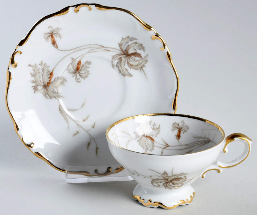 Du Barry Footed Demitasse Cup & Saucer Set by Heinrich - H&C-1