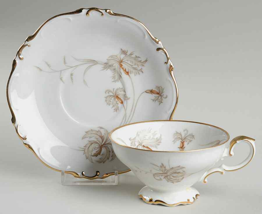 Du Barry Footed Cup & Saucer Set by Heinrich - H&C-1