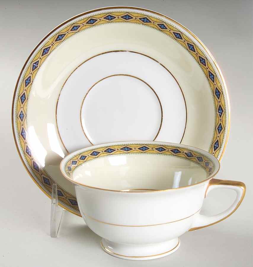 Empire (No Center Design) Footed Cup & Saucer Set by Heinrich - H&C-1