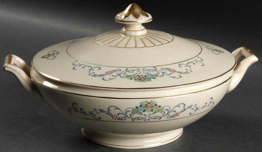 Ferndale (Older, Gold Trim) Round Covered Vegetable by Heinrich - H&C-1