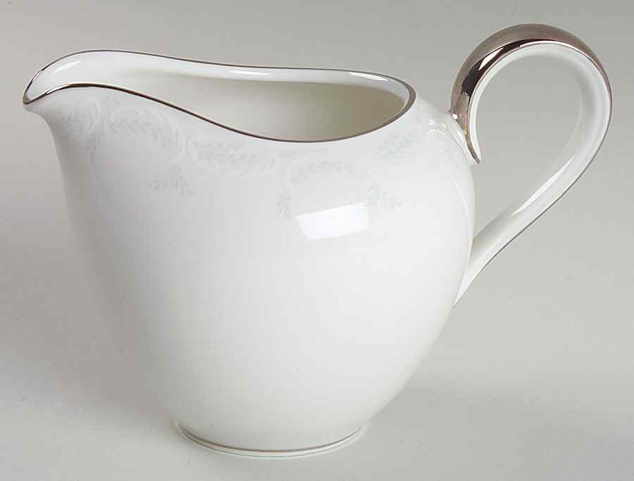 Ferndale (Newer, Platinum Trim) Creamer by Heinrich - H&C-1