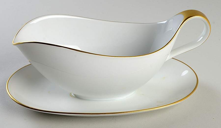 Gold Band Gravy Boat with Attached Underplate by Heinrich - H&C-1
