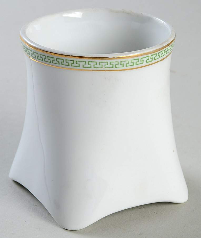 Greek Key Green Toothbrush Holder by Heinrich - H&C-1