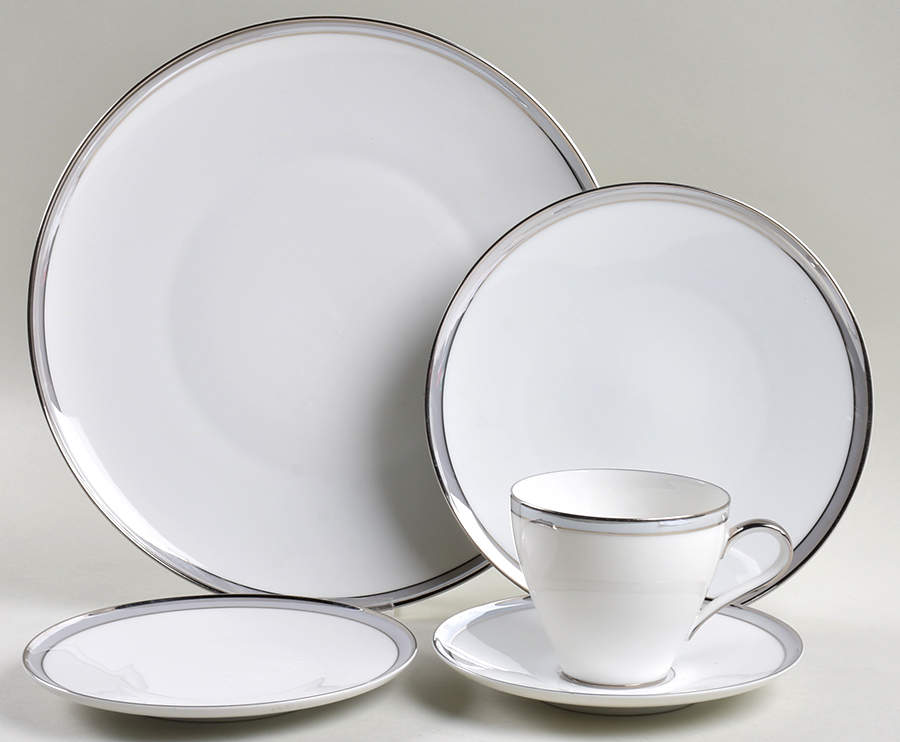 Grey Luster 5 Piece Place Setting by Heinrich - H&C-1
