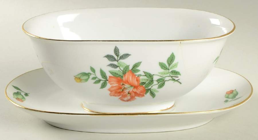 HC102 Gravy Boat with Attached Underplate by Heinrich - H&C-1