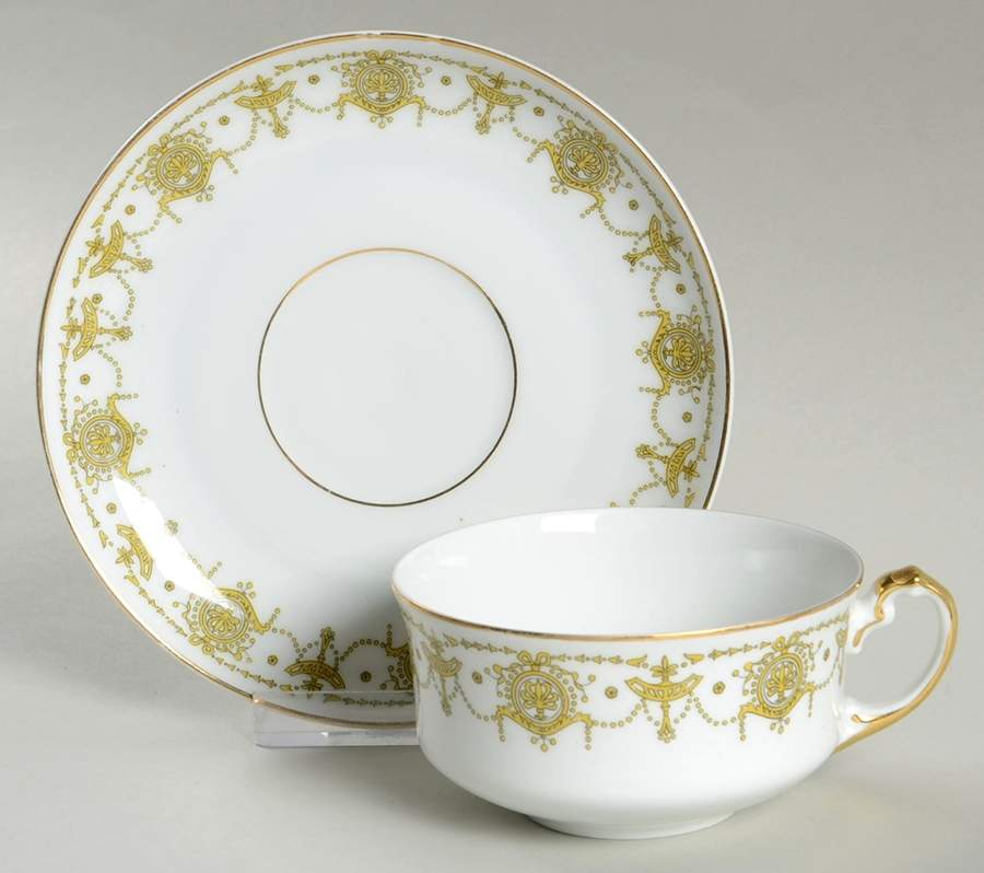 HC109 Flat Cup & Saucer Set by Heinrich - H&C-1