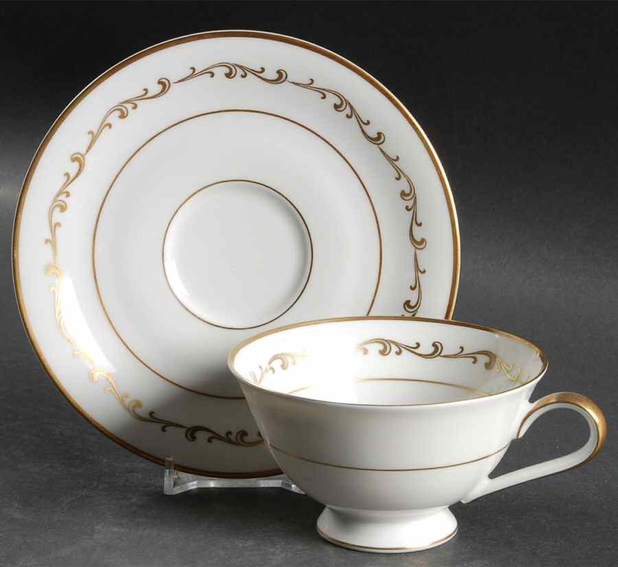 78358 Footed Cup & Saucer Set by Heinrich - H&C-1